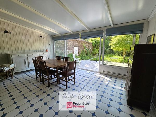 Belle maison familiale de caractère au coeur de Lillebonne - Viable de plain-pied!