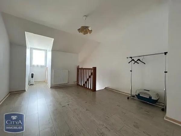 Appartement à louer 2 pièces 51.99m²