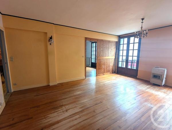 Appartement F4 à vendre  4 pièces - 88,40 m 2   ST VALERY EN CAUX  - 76