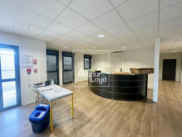 Bureaux à la location - immeuble indépendant