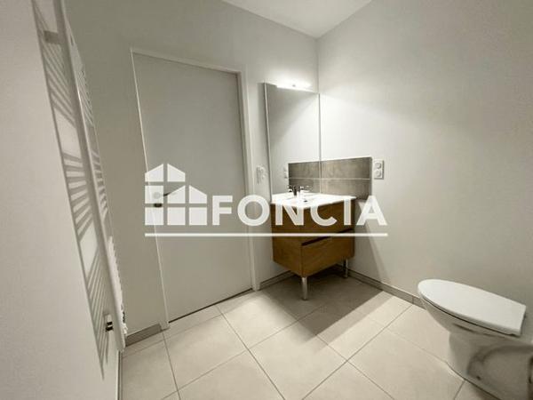 Location Studio 29.5 m² - 43 - 45 RUE DU CLOS FOUR RESIDENCE LES FABRIKS DE MAI APPART B2-32 Clermont-ferrand 63100