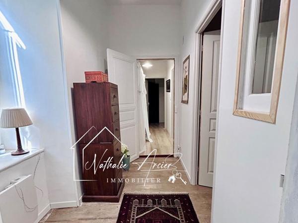 Charmante maison de village rénovée avec tropézienne sans vis à vis