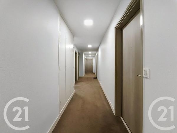 Appartement F3 à vendre  3 pièces - 61 m 2   ROUEN  - 76