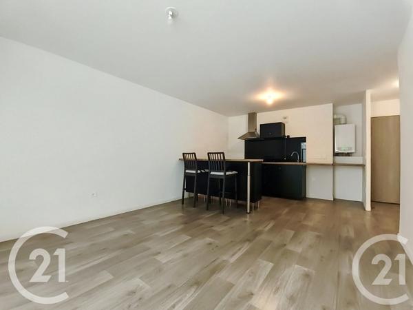 Appartement F3 à vendre  3 pièces - 61 m 2   ROUEN  - 76