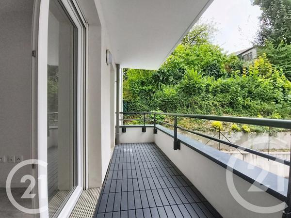 Appartement F3 à vendre  3 pièces - 61 m 2   ROUEN  - 76