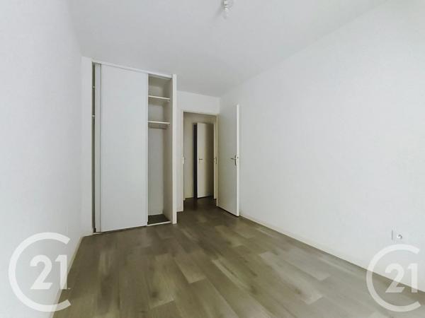 Appartement F3 à vendre  3 pièces - 61 m 2   ROUEN  - 76