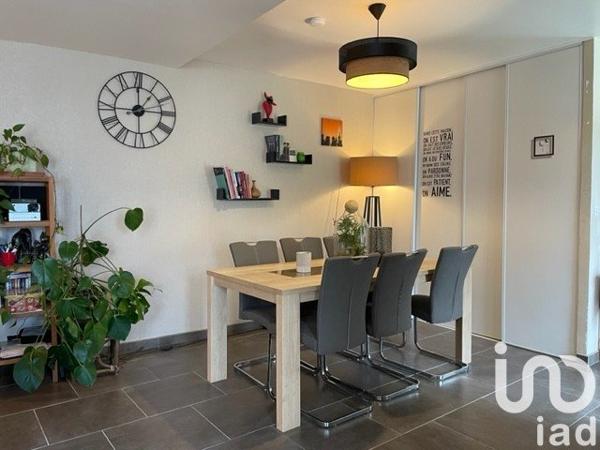 Longère 6 pièces de 151 m² à Saint-Ay (45130)