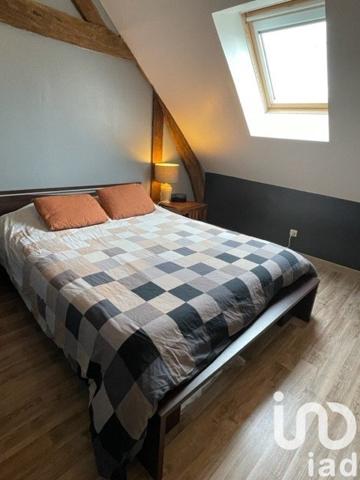 Longère 6 pièces de 151 m² à Saint-Ay (45130)