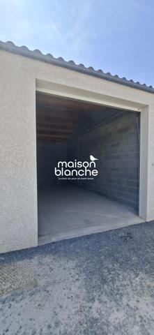 Grand garage 30M2