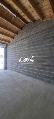 Grand garage 30M2