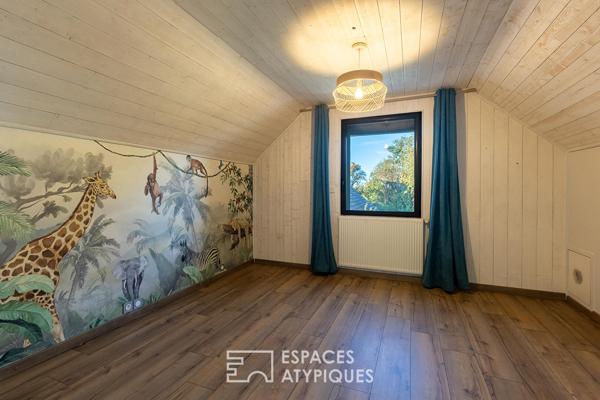 Villa d’exception avec sa piscine intérieure et sa vue dégagée