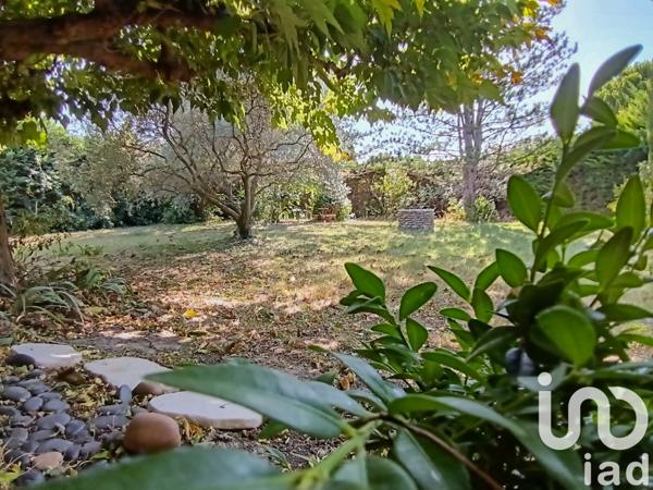 Maison à vendre 6 pièces 126 m² Robion