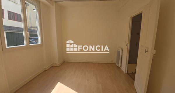 Location Appartement 2 pièces 27.79 m² - Charenton-le-pont 94220