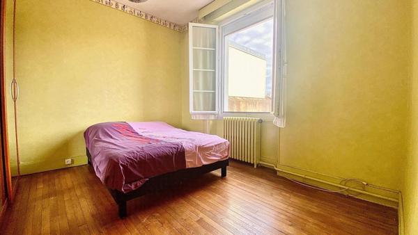 Appartement  T3 à l'étage d'une Maison 82 m2