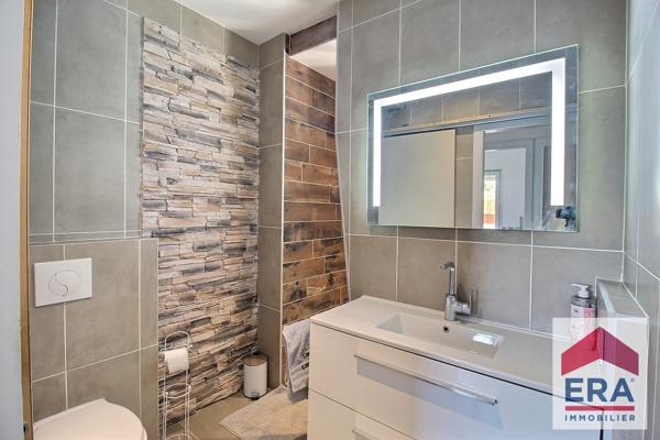 Maison Sainte Cécile Les Vignes 6 pièce(s) 136 m2 - 1036m² de terrain!