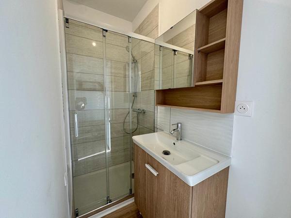 Appartement T2 - 30.39 m2 à Evron