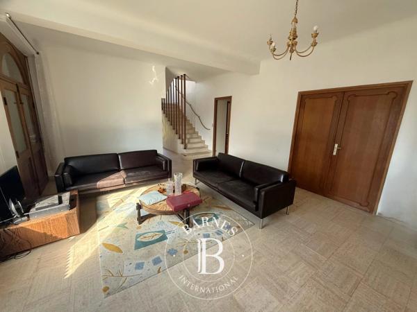 Avallon, Propriété 5 Chambres -  259 m² à vendre