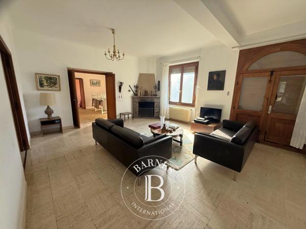 Avallon, Propriété 5 Chambres -  259 m² à vendre