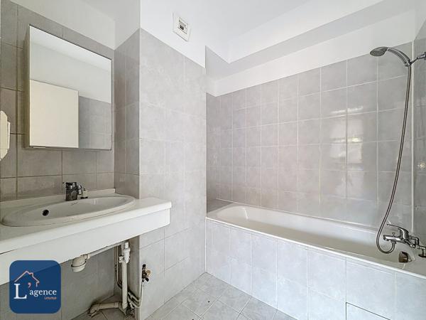 Studio Centre Ville - Ascenseur - Exposition Sud - Investissement - Divonne-les-Bains 01220