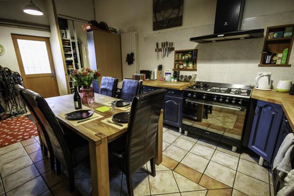Saint-Éloy-les-Mines (63700) Propriété équestre sur plus de 8 hectares