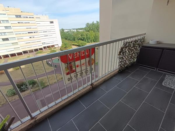 Superbe 4P 3CH avec balcons proche 3F Gare RER Cergy Préfecture
