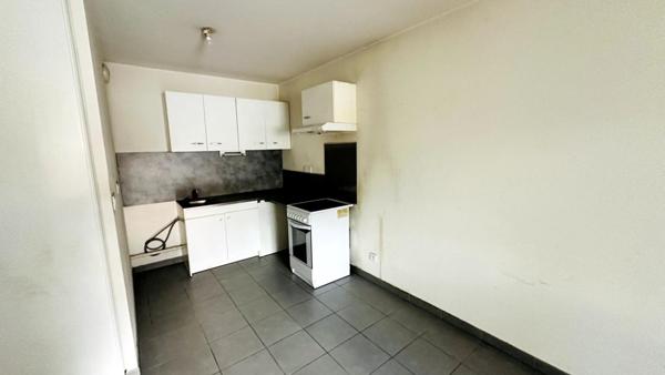 Bonneville centre ville Appartement T2 récent avec jardin d'hiver