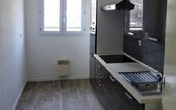 Appartement à vendre    2 pièces • 46 m2 Compiègne