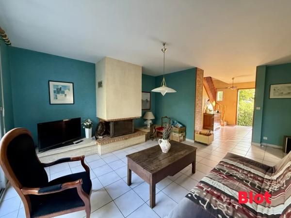 Maison 6 pièce(s)