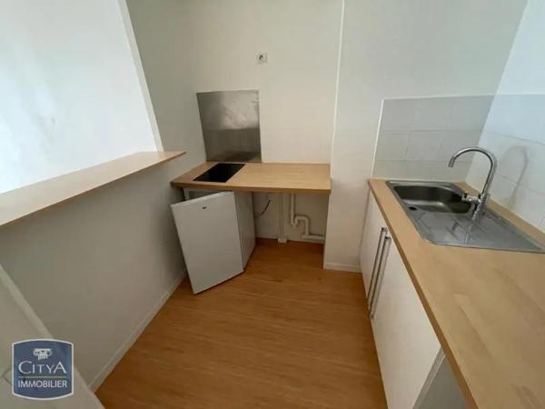 Appartement à louer 2 pièces 44.91m² Blois (41000)