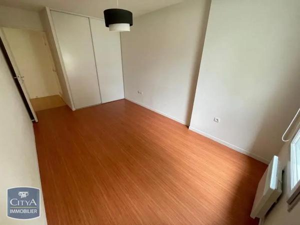 Appartement à louer 2 pièces 44.91m² Blois (41000)