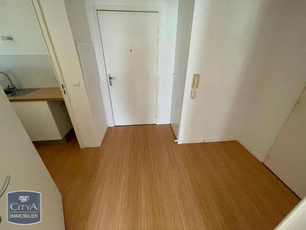 Appartement à louer 2 pièces 44.91m² Blois (41000)