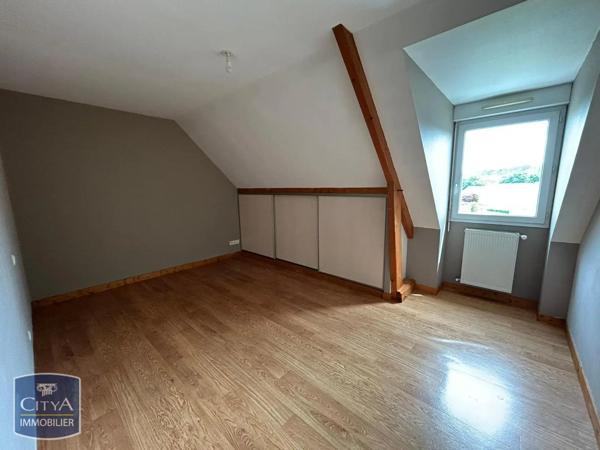 Maison à louer 7 pièces 181.58m² Bonchamp-lès-Laval (53960)