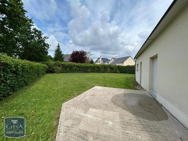 Maison à louer 7 pièces 181.58m² Bonchamp-lès-Laval (53960)