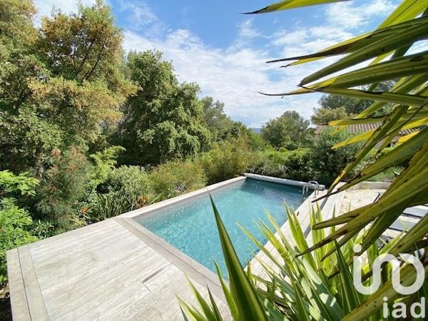 Maison à vendre 6 pièces 175 m² Saint-Raphaël