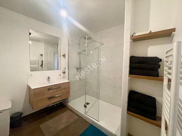 Centre Ville  Appartement impeccable Rosny Sous Bois 4 pieces terrasse dernier etage