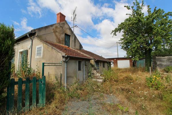 Maison à rénover au calme – Génelard