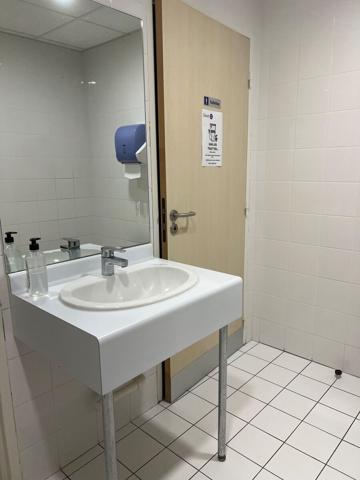 Bureaux à louer rénovés à Roissy-en-France accès immédiat Paris Nord 2