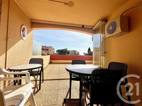Appartement F3 à vendre  3 pièces - 44,28 m2 LA LONDE LES MAURES - 83
