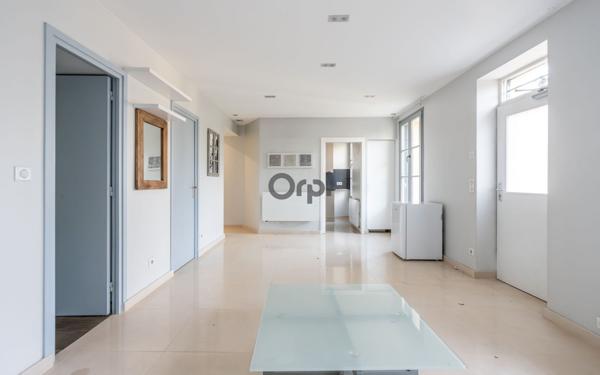 Maison à vendre    5 pièces • 149,21 m2 Joinville-le-Pont