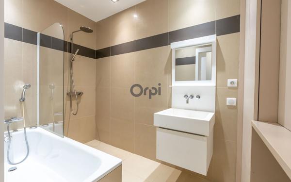 Maison à vendre    5 pièces • 149,21 m2 Joinville-le-Pont