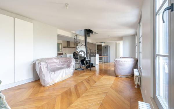 Maison à vendre    5 pièces • 149,21 m2 Joinville-le-Pont