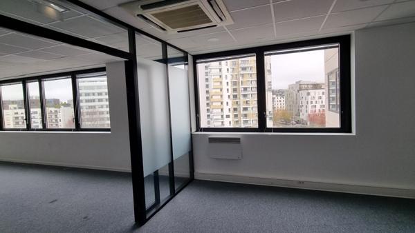 Bureaux à louer à Issy-les-Moulineaux locaux lumineux et modulables