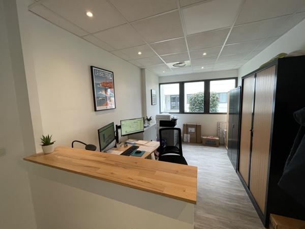 BUREAUX À VENDRE OU À LOUER 73m²-PARC TERTIAIRE D'EXAPOLE