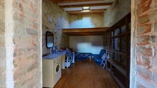 A vendre - Murs & fonds - 6 chambres d'hôtes à Vagnas, proche de Vallon-Pont-d'Arc (07)