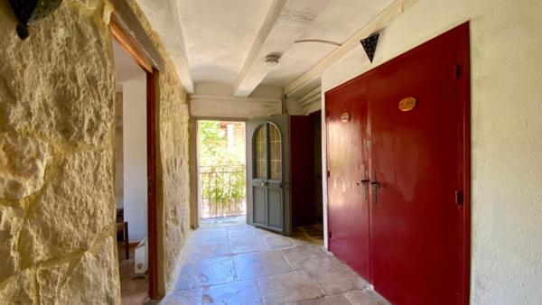 A vendre - Murs & fonds - 6 chambres d'hôtes à Vagnas, proche de Vallon-Pont-d'Arc (07)