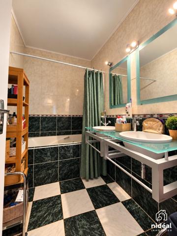 Appartement avec loggia 1er étage – 2 chambres, possibilité 3 – Ascenseur