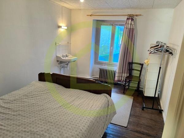 Maison à 18, RUE DE LA GARE (36220)