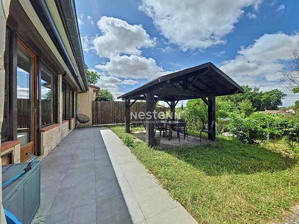 A VENDRE - ST. JEAN - Maison familiale 6 pieces, garage et jardin