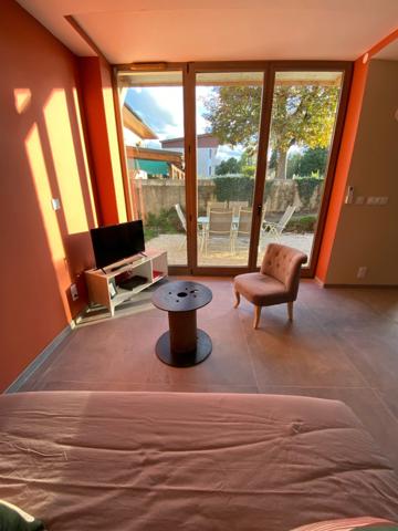 Immeuble à vendre SONNAZ (73), ensemble de 3 appartements rénovés en 2023