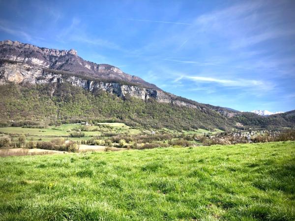 Immeuble à vendre SONNAZ (73), ensemble de 3 appartements rénovés en 2023